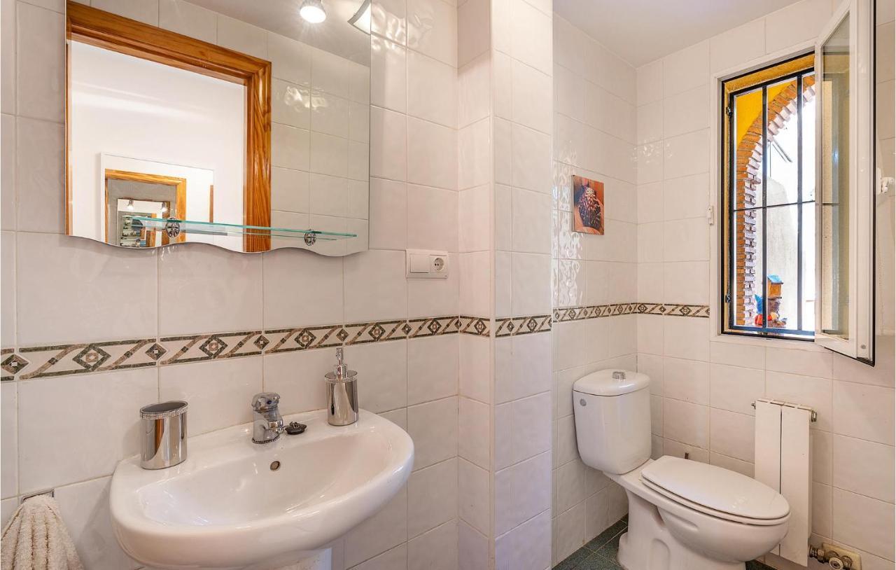 3 Bedroom Stunning Home In เซเนส เด ลาเบกา ภายนอก รูปภาพ